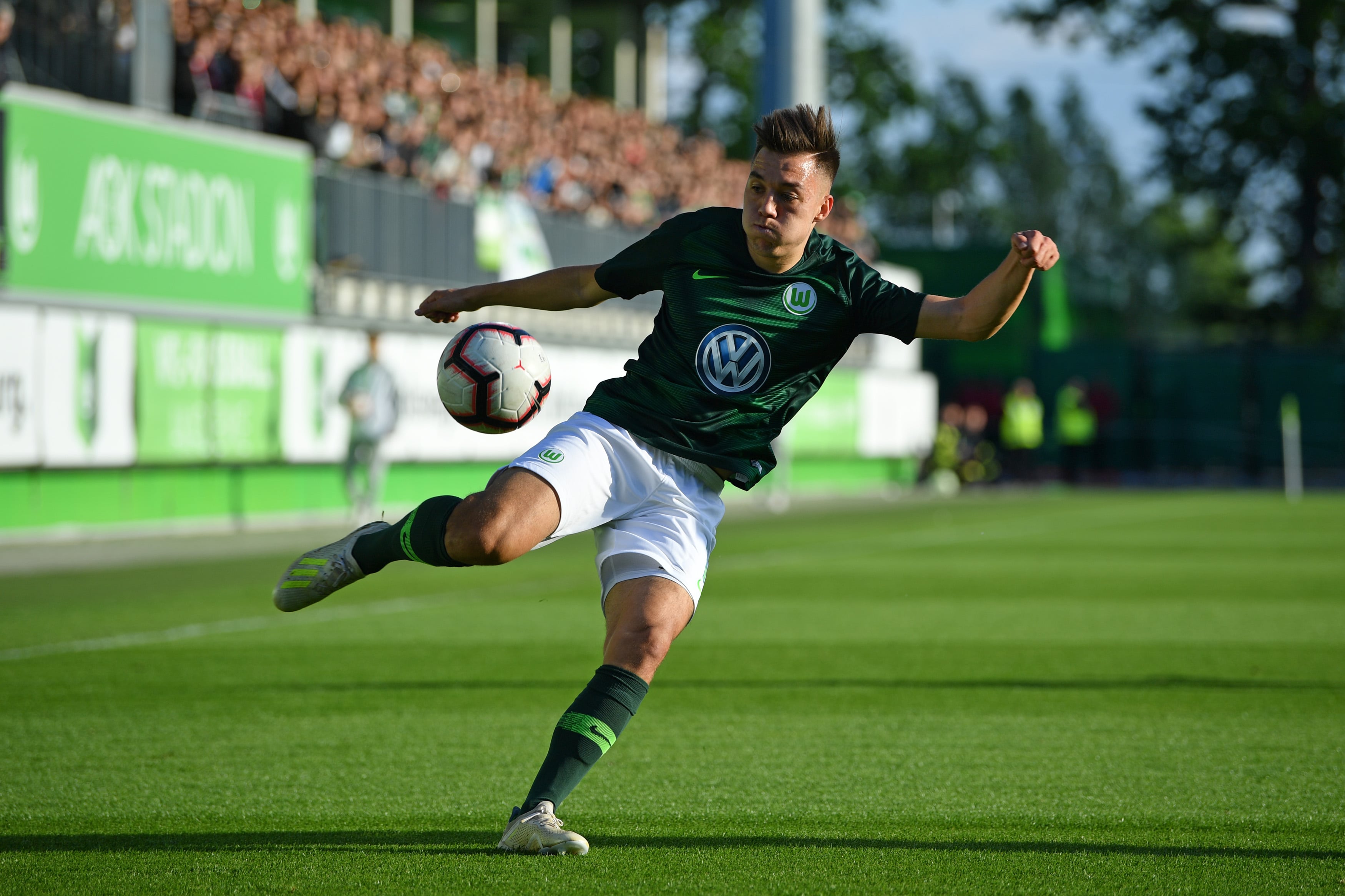 Wolfsburg vs St. Etienne Betting Predictions and Odds